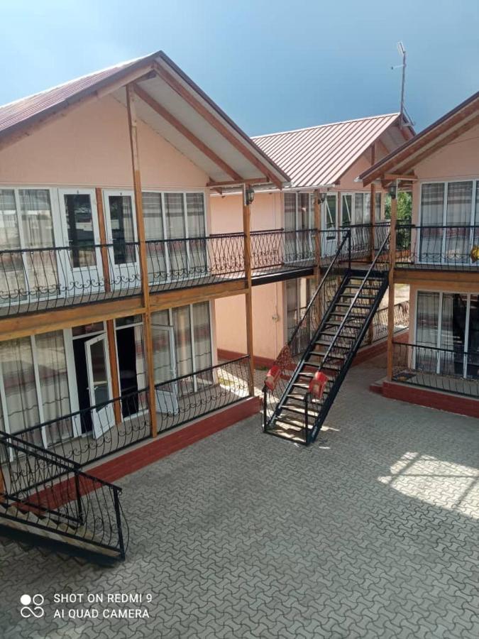 Hotel Гостевой Дом Байтик Bosteri Zewnętrze zdjęcie